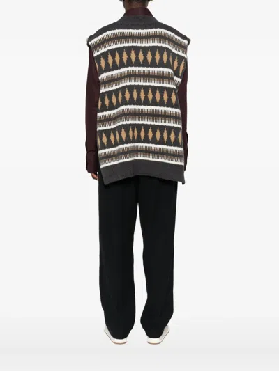 DIAMOND-PATTERN VEST