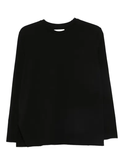 LONG-SLEEVED T-SHIRT