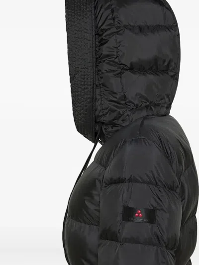 Peuterey Tailored Black Coat With Structured Silhouette And Timeless Design In Black