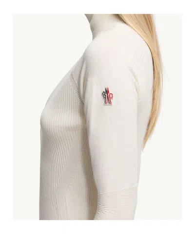 Moncler Wool Blend Turtleneck Sweater In White