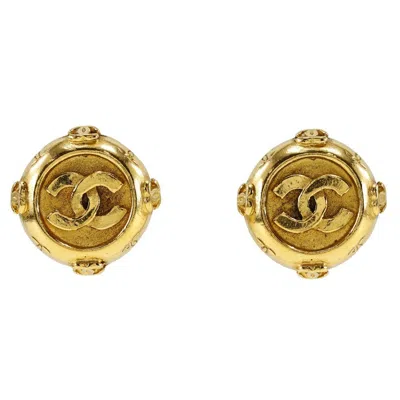 Pre-owned Chanel Vintage Cc Logo Round Clip On Earrings Textu Metal _plated Earrings Jewelry () In Gold
