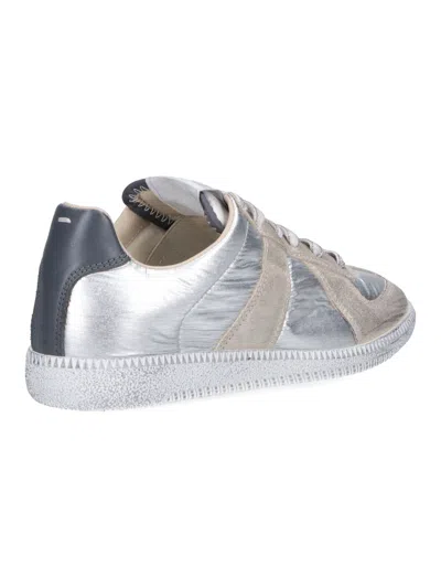 Maison Margiela Contemporary Low Top Sneakers With Contrast Panels In Silver