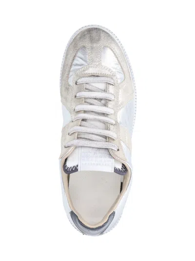 Maison Margiela Contemporary Low Top Sneakers With Contrast Panels In Silver