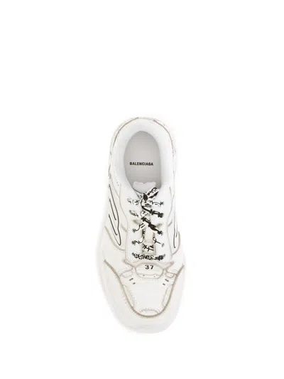 Balenciaga Women Hamptons Worn-out Leather Low-top Sneakers In Neutral