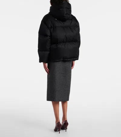 RE-NYLON LOGO羽绒夹克