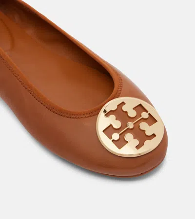Tory Burch Leather Reva Travel Ballet Flats In Brown
