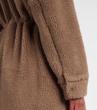 Varley Logan Longline Sherpa Fleece Coat Jacket In Brown