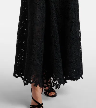 Oscar De La Renta Sleeveless Foxglove Lace Sweetheart-neck Gown In Black