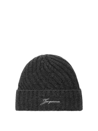 Jacquemus Ribbed Cashmere And Wool Beanie Hat In Gray