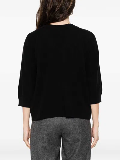 Tabaroni Cashmere Deep V-neck Cashmere Sweater With Relaxed Fit In Black