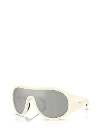 Moncler Womens White Me8004 Cloche Pilot-frame Injected Sunglasses In White