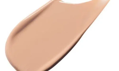 Clé De Peau Beauté Cle De Peau Beaute Radiant Corrector Pen For Eyes In Brown