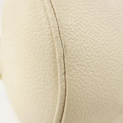 Pre-owned Louis Vuitton Cream Leather Shoulder Bag () In White