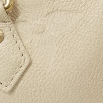 Pre-owned Louis Vuitton Cream Leather Shoulder Bag () In White