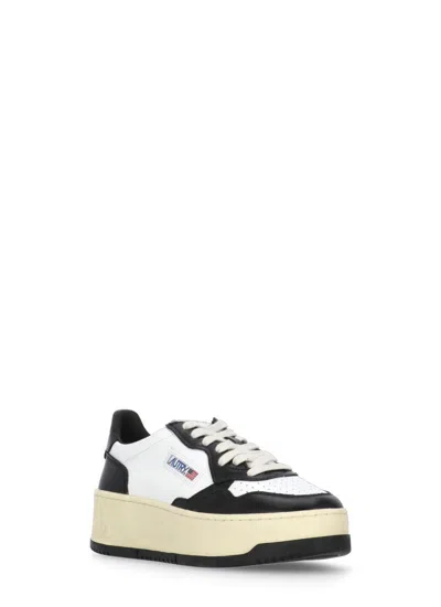 Autry Sneakers In White
