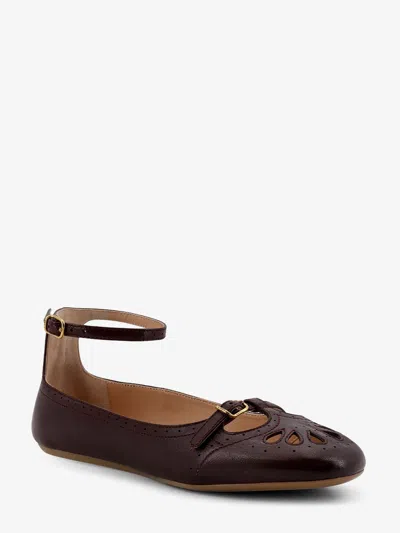 Chloé Flat Shoe With Burnished Look Made In Italy In Burgundy