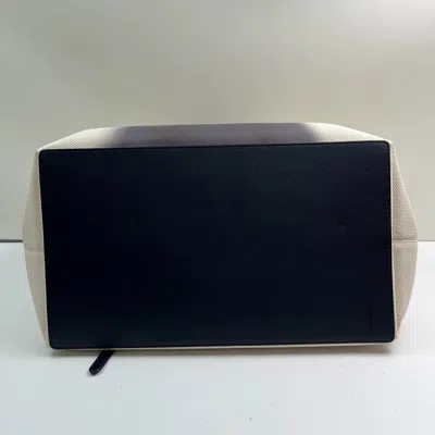 Dior Women Pre-loved Bag Very Good Condition In Silver