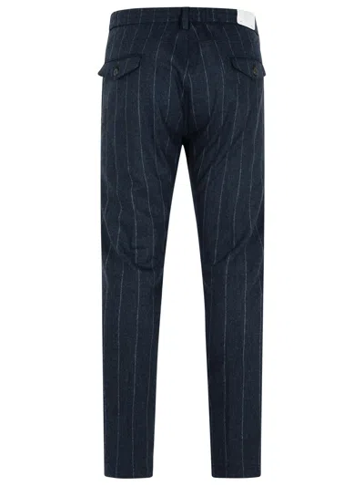 Eleventy Navy Wool And Cashmere Trousers Men In Black