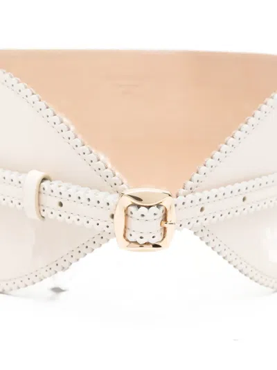 扇贝形边扣环腰带