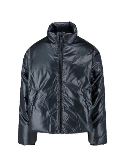 Berner Kuhl Structured Minimalist Jacket With Front Zipper Closure In Black