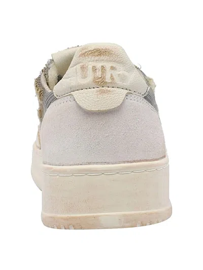 Autry Sneakers In Neutral