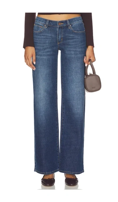 Abrand 00 Super Low Kick Petra In Blue