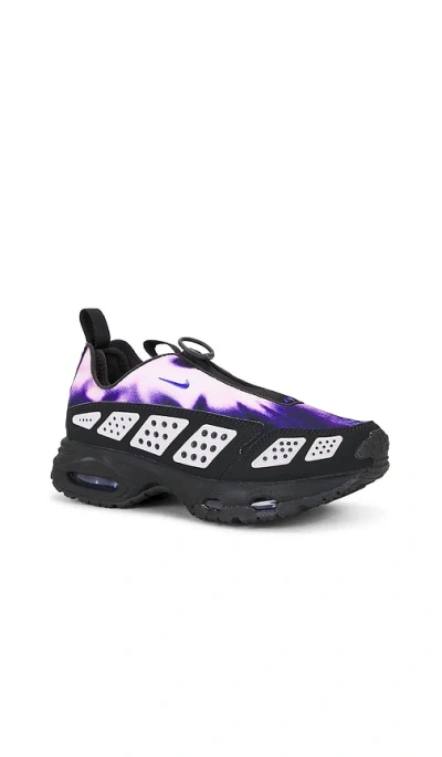 Nike Air Max Sndr Logo-print Sneakers In Black