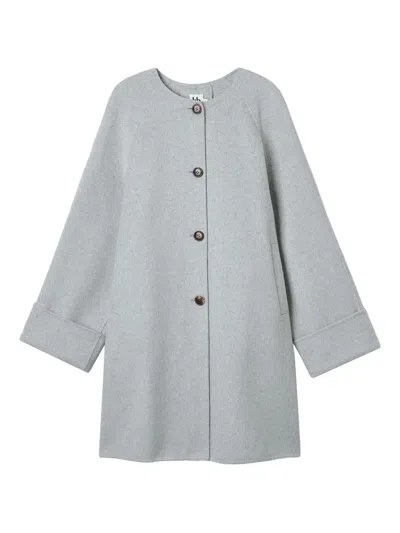 系带领排扣外套