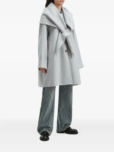 系带领排扣外套