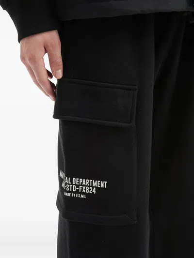 Fingercroxx Cargo-pocket Trousers In Black