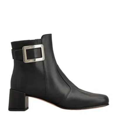 Roger Vivier Polly Booties In Leather In Black
