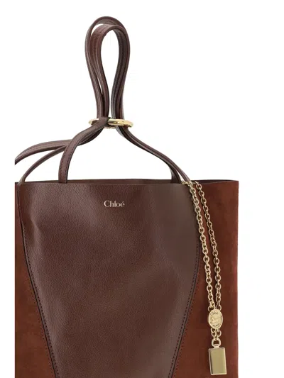 Chloé Spin Shoulder Bag In Brown