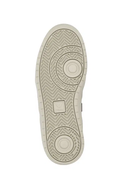 Veja Women's V-90 Extra White Nautico In Black