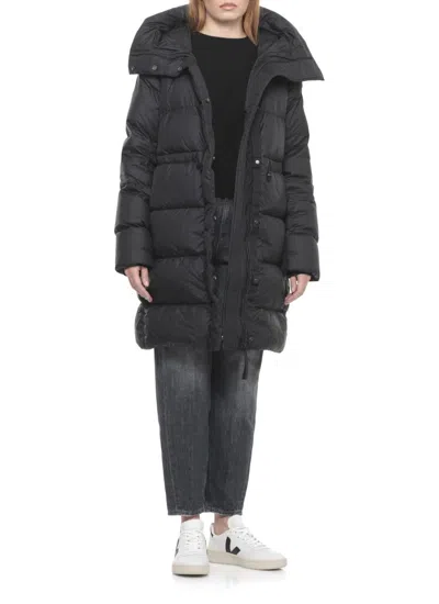 Veja V 10   Unisex In White