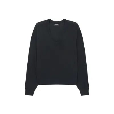 Naadam Lightweight Cashmere V-neck Sweater In Black