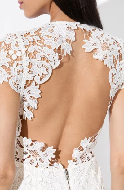 Alice And Olivia Clover Open Back Lace Dress In White