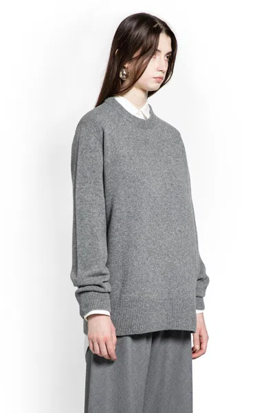 The Row Essentials Ophelia Oversized Wool And Cashmere-blend Sweater In Gray