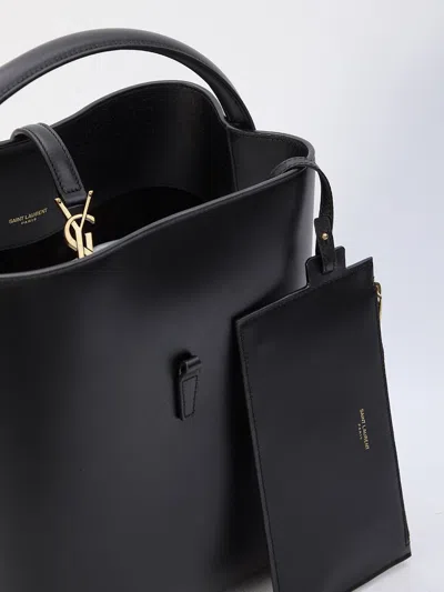 Saint Laurent Le 37 Ysl Bucket Bag In Smooth Leather In Black