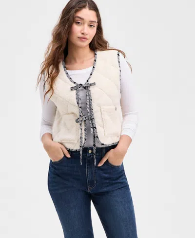 Rebel Veil Juniors' Tie-front Sleeveless Reversible Vest In Neutral