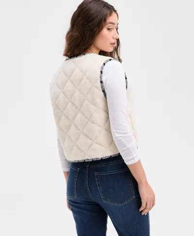 Rebel Veil Juniors' Tie-front Sleeveless Reversible Vest In Neutral