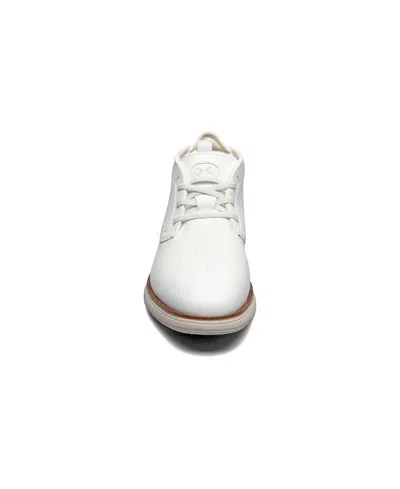 Stacy Adams Men's Eastmont Almond Toe Chukka Boots In White