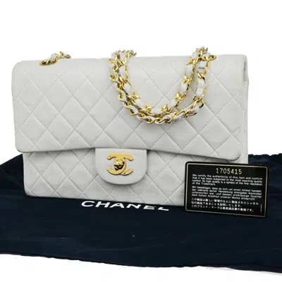 Pre-owned Chanel Timeless - Classic Double Flap Bag Quilted Caviar Leather Shoulder Bag Bag () In White