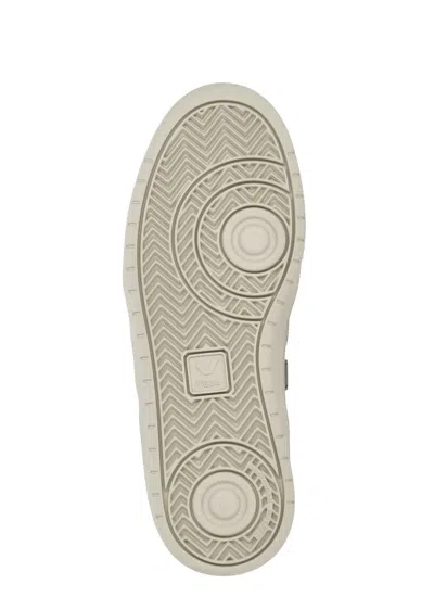 Veja Women's V-90 Extra White Nautico In White