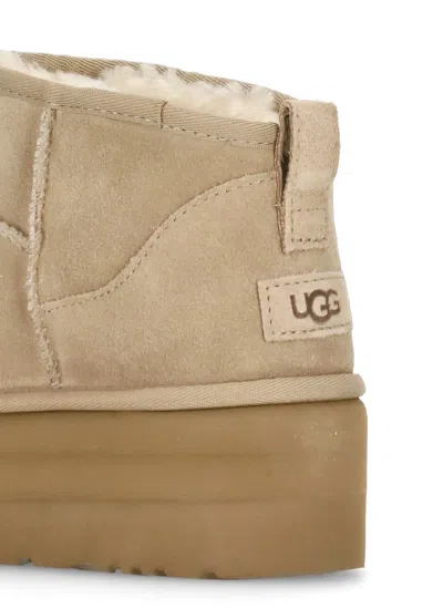 Ugg Classic  Ultra Mini Platform In Neutral