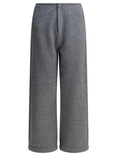 Umarmung Trousers In Gray