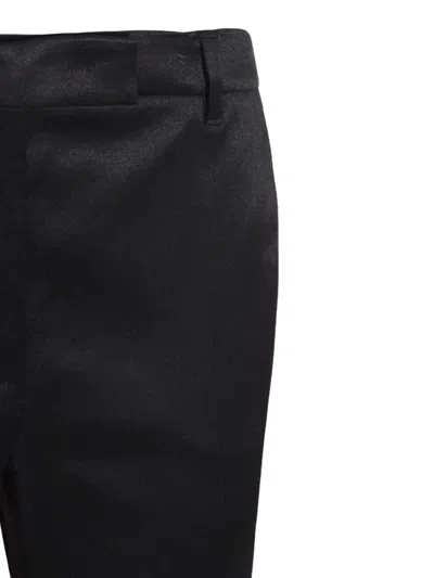 Incotex Relaxed Trousers With Satin Finish And Pockets In Black