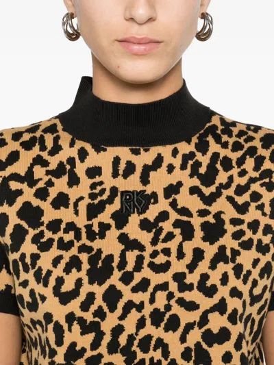 Dkny Logo-embroidered Animal-pattern T-shirt In Brown