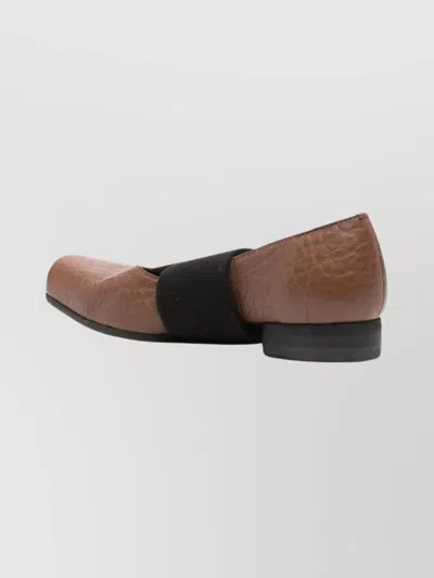Uma Wang Ballet Flats With Elastic Band In Brown