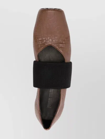 Uma Wang Ballet Flats With Elastic Band In Brown