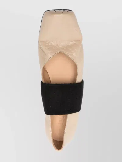 Uma Wang Ballet Flats With Elastic Band In Neutral